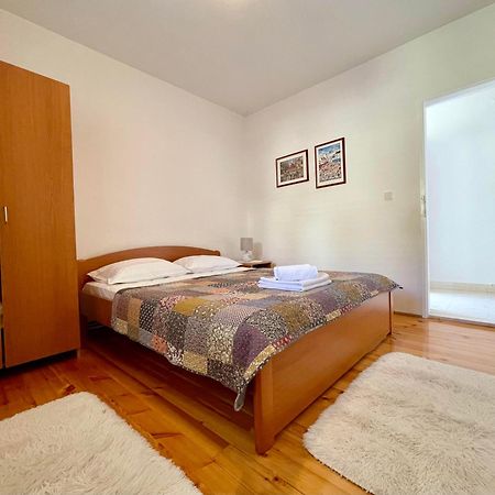 Holiday Residence Zvono Mlini Quarto foto